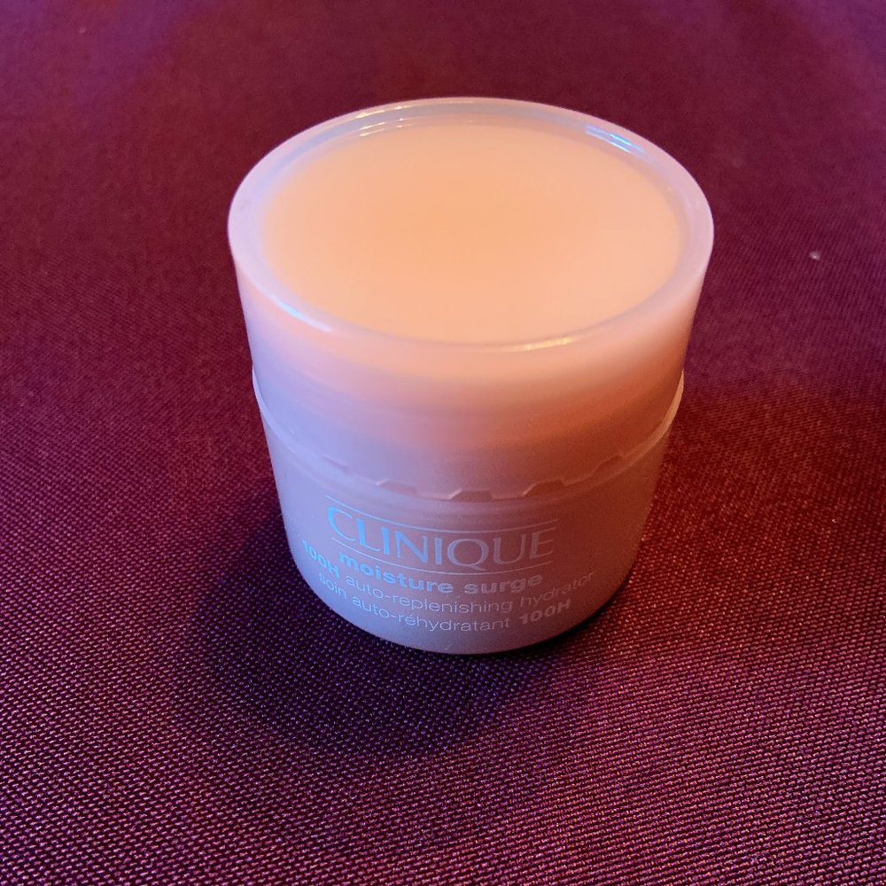 Clinique Moisture Surge Hydrator – Travel Size {NWOB}